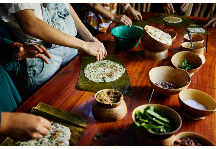 Cooking Class Experience: Offer cooking classes where tourists can learn to prepare local dishes and gain insight into the ingredients and cooking techniques.