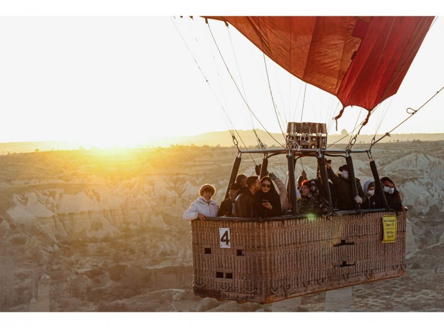 Hot air balloon rides for scenic travel over picturesque landscapes