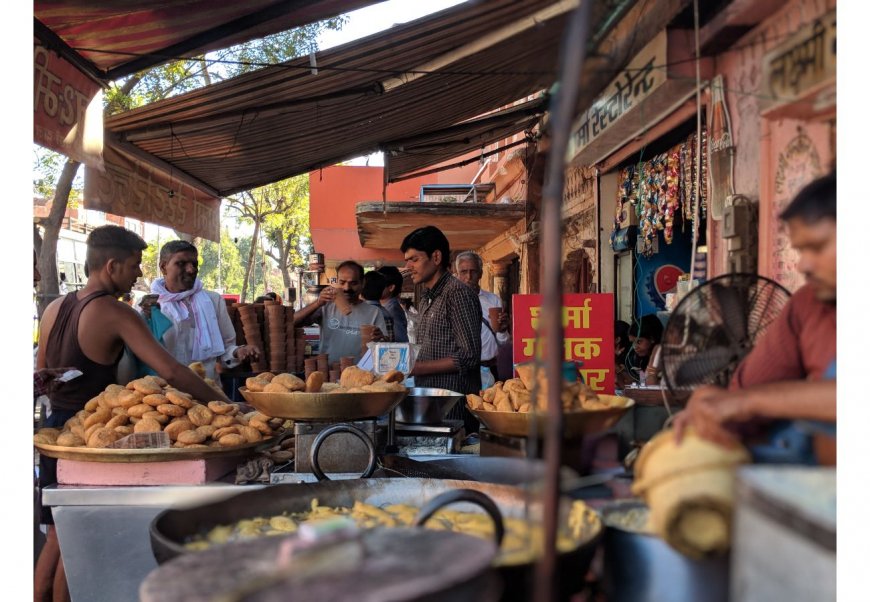 Street Food Tour: Lead a walking tour of popular street food vendors, showcasing the diverse range of snacks and quick bites available in the area.